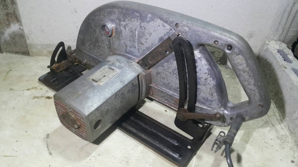 เลื่อยวงเดือน 16 นิ้ว makita5403 แท้ เลื่อยวงเดือน 16 นิ้ว makita5403 แท้