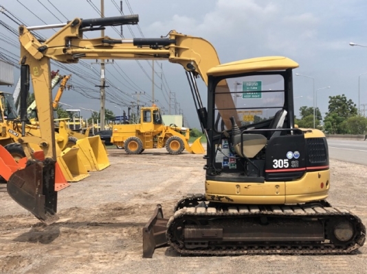 ขายรถขุด CAT 305SR คอลโทรลสั้น ปั้มนิ้ว นำเข้าเองจากญี่ปุ่น สภาพสวยพร้อมใช้ มีVDOการทำงานครับ