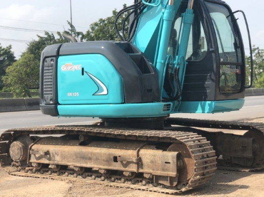 ขายรถขุด KOBELCO SK135SR มีลายหัวกระแทก นำเข้าเองจากญี่ปุ่น สภาพสวยพร้อมใช้ มีVDOการทำงานครับ