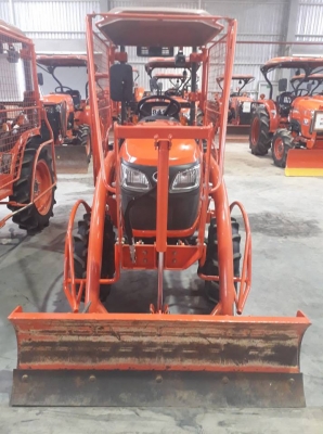 หนุ่มสาวไร่อ้อยเชิญทางนี้ B2440 แถม โครงกันอ้อย+ใบดันหน้า+โรตารี่