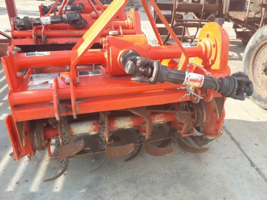 หนุ่มสาวไร่อ้อยเชิญทางนี้ B2440 แถม โครงกันอ้อย+ใบดันหน้า+โรตารี่