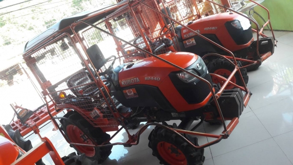 รถแทรกเตอร์มือสอง