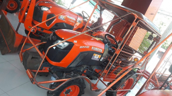 รถแทรกเตอร์มือสอง