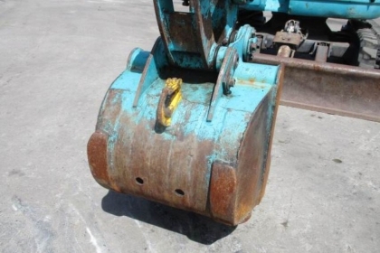 ขายรถตักล้อยาง KOMATSU WA200-1 (สภาพดี ราคาถูก) ขายรถตักล้อยาง KOMATSU WA200-1 (สภาพดี ราคาถูก)