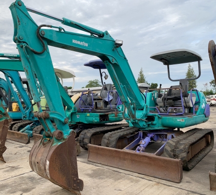 KOMATSU 40-7E ขนาดPC-40 รถเก่านอกมีเอกสารอินวอย☎️ติดต่อ 085-5632278 <ราคาต่อรองได้>
