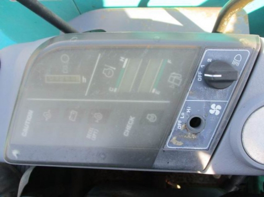 KOMATSU 40-7E ขนาดPC-40 รถเก่านอกมีเอกสารอินวอย☎️ติดต่อ 085-5632278 <ราคาต่อรองได้>