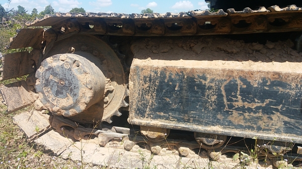 ขาย 285,000 KOMATSU pc 100-2 เครื่องดี ปั๊มแรง เอวแน่น ช่วงล่างดี รถพร้อมใช้ เอกสารซื้อขาย รถอยู่ ร้อยเอ็ด 090-772-3710 090-772-3708