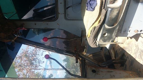 ขาย 285,000 KOMATSU pc 100-2 เครื่องดี ปั๊มแรง เอวแน่น ช่วงล่างดี รถพร้อมใช้ เอกสารซื้อขาย รถอยู่ ร้อยเอ็ด 090-772-3710 090-772-3708