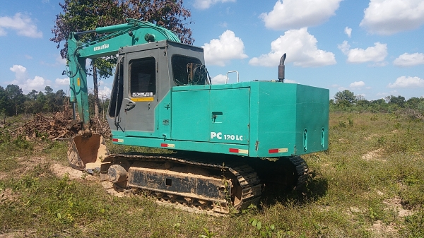 ขาย 285,000 KOMATSU pc 100-2 เครื่องดี ปั๊มแรง เอวแน่น ช่วงล่างดี รถพร้อมใช้ เอกสารซื้อขาย รถอยู่ ร้อยเอ็ด 090-772-3710 090-772-3708