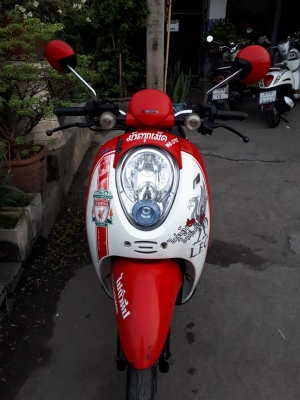 Liverpool ลิขสิทธิ์แท้ Scoopy i ปี 2554 ผลิตเพียง 5000 คัน ราคาถูก Liverpool ลิขสิทธิ์แท้ Scoopy i ปี 2554 ผลิตเพียง 5000 คัน ราคาถูก