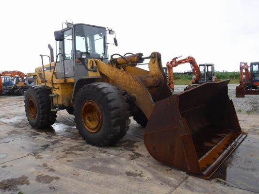 ขายรถตัก ยี่ห้อ FURUKAWA รุ่น FL345-3 ขายรถตัก ยี่ห้อ FURUKAWA รุ่น FL345-3