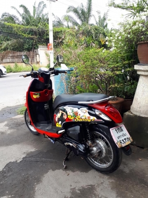 All New Scoopy i รุ่นใหม่ ปลายปี 2555 สีแดงดำ รถสวย ราคาชิวๆถูกๆ