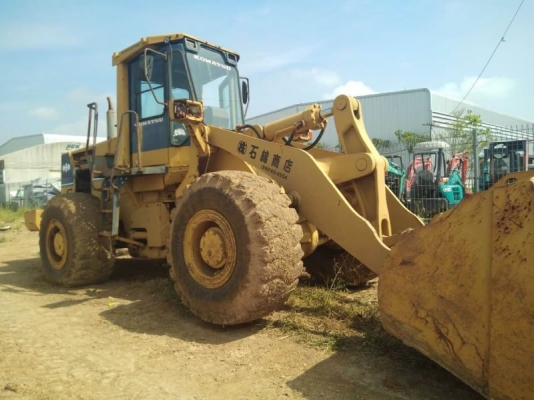 ขาย 590,000 รถตัก KOMATSU WA 450-1 เอกสารอินวอยท์ เครื่องดี เกียร์ทอคร์แรง เอวแน่น ระบบไฮดรอลิคสมบูรณ์ ยางดี รถสวยพร้อมใช้งาน รถอยู่ ปทุมธานี สามโคก 090-772-3710 090-772-3708