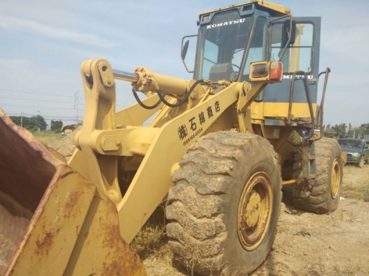 ขาย 590,000 รถตัก KOMATSU WA 450-1 เอกสารอินวอยท์ เครื่องดี เกียร์ทอคร์แรง เอวแน่น ระบบไฮดรอลิคสมบูรณ์ ยางดี รถสวยพร้อมใช้งาน รถอยู่ ปทุมธานี สามโคก 090-772-3710 090-772-3708