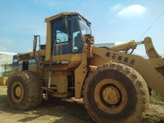 ขาย 590,000 รถตัก KOMATSU WA 450-1 เอกสารอินวอยท์ เครื่องดี เกียร์ทอคร์แรง เอวแน่น ระบบไฮดรอลิคสมบูรณ์ ยางดี รถสวยพร้อมใช้งาน รถอยู่ ปทุมธานี สามโคก 090-772-3710 090-772-3708