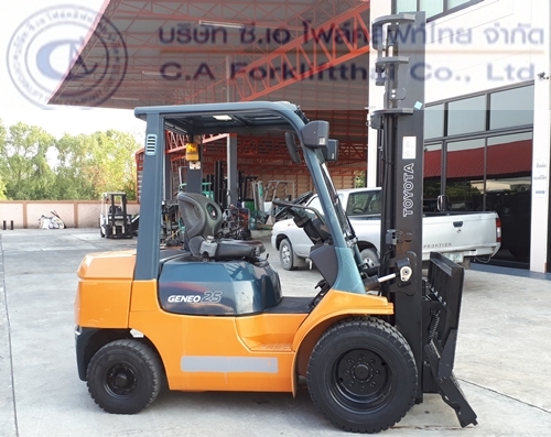 ขาย รถโฟล์คลิฟท์ TOYOTA รุ่น 7-FD25