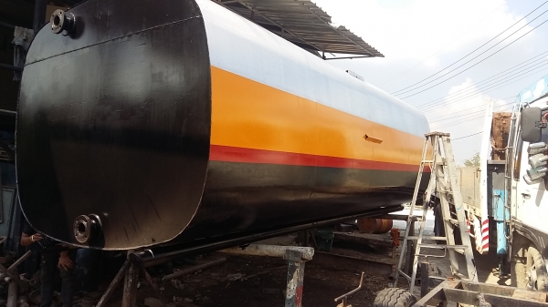 ขาย ถังน้ำ ถังน้ำมัน 20000 ลิตร สภาพสวยมาก พร้อมใช้นะค่ะ