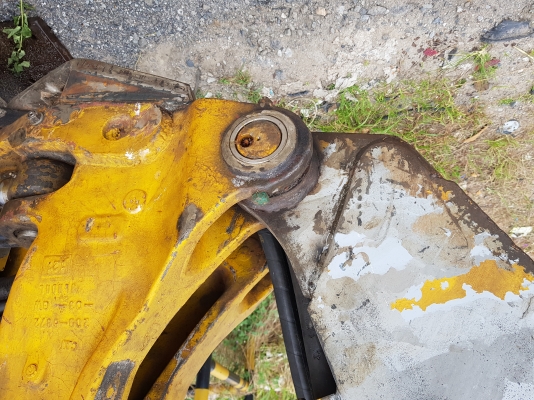 ขายรถตักหน้าขุดหลัง CAT 422E สภาพดี มีทะเบียน