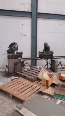 ขายแท่นตัดอลูมิเนียมและชุดสว่าน