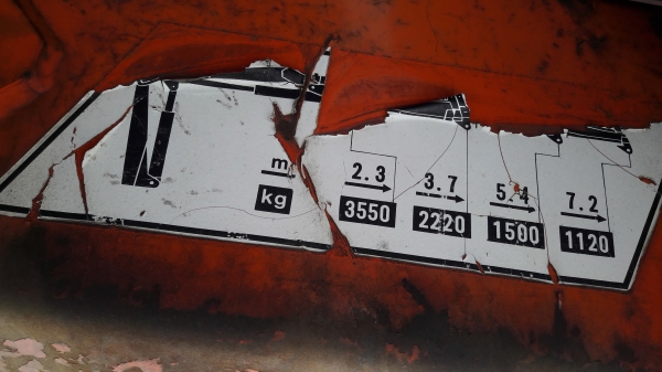 ขายถูก เฮียบพับ  4.75 ตัน+บุ้งกี้ นำเข้า 265000 บาท โทร084-5424150 line id : rapinzat