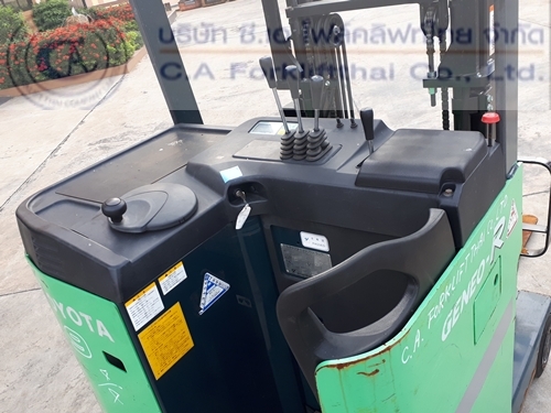 ขาย รถโฟล์คลิฟท์ไฟฟ้า TOYOTA รุ่น 7-FBR10