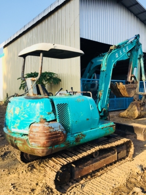 ขายkomatsu pc25-7 พร้อมใช้งาน( 0958394663 บอล )ราคาคุยกันได้คับ