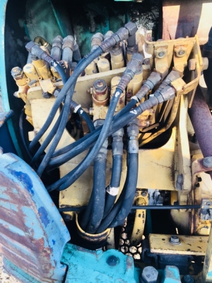 ขายkomatsu pc25-7 พร้อมใช้งาน( 0958394663 บอล )ราคาคุยกันได้คับ