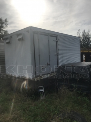 ขายด่วน ตู้10บาน ใส่10ล้อ และตู้ 4.30 ใส่6ล้อ2ใบ ขายเหมา3ใบ เพียง 90000 บาท