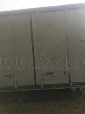ขายด่วน ตู้10บาน ใส่10ล้อ และตู้ 4.30 ใส่6ล้อ2ใบ ขายเหมา3ใบ เพียง 90000 บาท