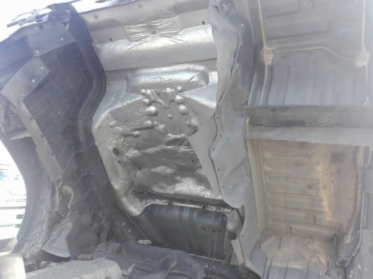 HINO เครื่อง JO8C-212 แรง ปี 46 หกล้อ ติดเครน UNIC 5 ตัน 4 ปลอก 3 ท่อน เลขไมล์ 259,520 ก.ก หกสูบ น้ำหนักรถ 7500 ก.ก ยาง 9 ช่วงยาว 5.80 เมตรกว้าง 2.40 เมตร ทะเบียนพร้อม