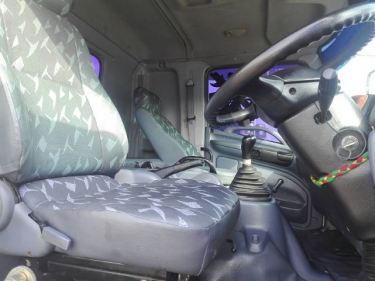 HINO เครื่อง JO8C-212 แรง ปี 46 หกล้อ ติดเครน UNIC 5 ตัน 4 ปลอก 3 ท่อน เลขไมล์ 259,520 ก.ก หกสูบ น้ำหนักรถ 7500 ก.ก ยาง 9 ช่วงยาว 5.80 เมตรกว้าง 2.40 เมตร ทะเบียนพร้อม