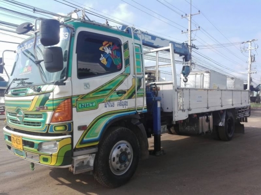 HINO เครื่อง JO8C-212 แรง ปี 46 หกล้อ ติดเครน UNIC 5 ตัน 4 ปลอก 3 ท่อน เลขไมล์ 259,520 ก.ก หกสูบ น้ำหนักรถ 7500 ก.ก ยาง 9 ช่วงยาว 5.80 เมตรกว้าง 2.40 เมตร ทะเบียนพร้อม