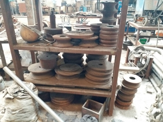 ขายเครื่องดัดท่อออโต้ลูกกลิ้งเพียบราคากันเองคับ