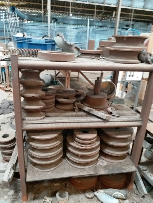 ขายเครื่องดัดท่อออโต้ลูกกลิ้งเพียบราคากันเองคับ