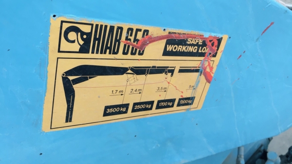 ขายเครนติดหลังรถบรรทุก ขนาด 3.5 ตัน มือ2 เก่าญี่ปุ่น