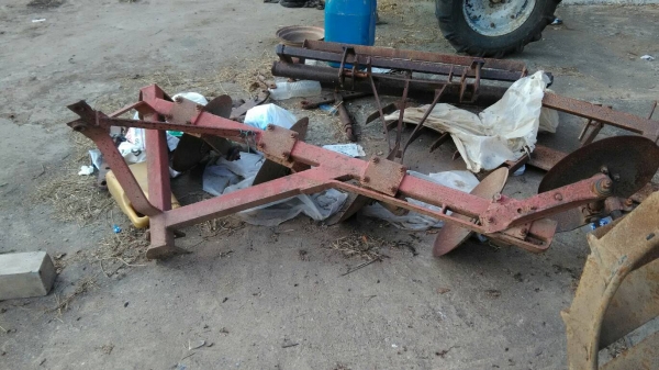 ผานบุกเบิก4ใบสภาพสวยพร้อมใช้งานคับเหมาะกับรถ20ถึง30แรงคับ