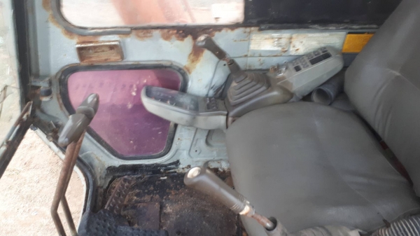 ขาย HITACHI Ex 200-3