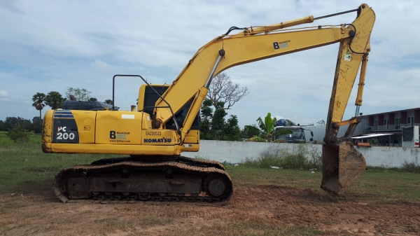 ขาย KOMATSU PC 200-8 N1 ขาย KOMATSU PC 200-8 N1