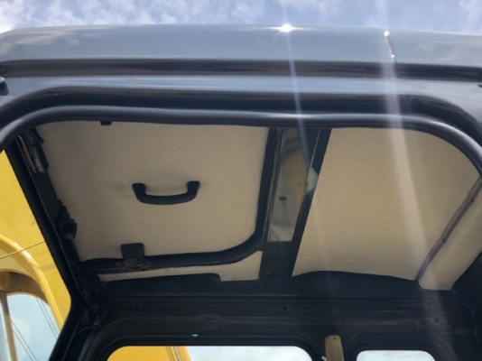 ขายรถขุด KOMATSU PC60-7 นำเข้าเองจากญี่ปุ่น สภาพสวยพร้อมใช้ มีVDOการทำงานครับ ขายรถขุด KOMATSU PC60-7 นำเข้าเองจากญี่ปุ่น สภาพสวยพร้อมใช้ มีVDOการทำงานครับ