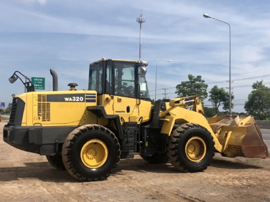 ขายรถตักล้อยาง KOMATSU WA320-6 ปี 2012 นำเข้าเองจากญี่ปุ่น สภาพสวยพร้อมใช้ มีVDOการทำงานครับ ขายรถตักล้อยาง KOMATSU WA320-6 ปี 2012 นำเข้าเองจากญี่ปุ่น สภาพสวยพร้อมใช้ มีVDOการทำงานครับ