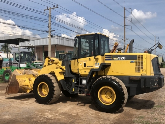 ขายรถตักล้อยาง KOMATSU WA320-6 ปี 2012 นำเข้าเองจากญี่ปุ่น สภาพสวยพร้อมใช้ มีVDOการทำงานครับ ขายรถตักล้อยาง KOMATSU WA320-6 ปี 2012 นำเข้าเองจากญี่ปุ่น สภาพสวยพร้อมใช้ มีVDOการทำงานครับ