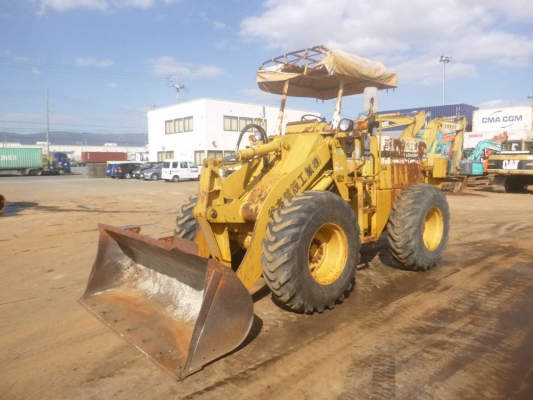 ขายรถตัก ยี่ห้อ KOMATSU รุ่น 510 ขายรถตัก ยี่ห้อ KOMATSU รุ่น 510