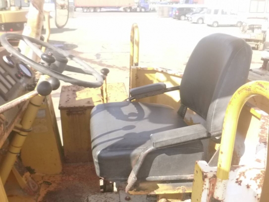 ขายรถตัก ยี่ห้อ KOMATSU รุ่น 510 ขายรถตัก ยี่ห้อ KOMATSU รุ่น 510