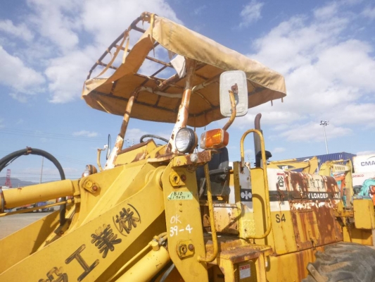 ขายรถตัก ยี่ห้อ KOMATSU รุ่น 510 ขายรถตัก ยี่ห้อ KOMATSU รุ่น 510
