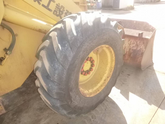 ขายรถตัก ยี่ห้อ KOMATSU รุ่น 510 ขายรถตัก ยี่ห้อ KOMATSU รุ่น 510