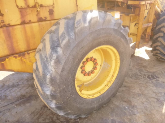 ขายรถตัก ยี่ห้อ KOMATSU รุ่น 510 ขายรถตัก ยี่ห้อ KOMATSU รุ่น 510