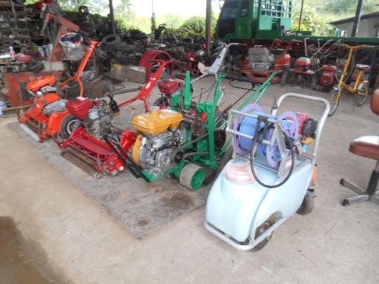 ขายเครื่องมือสนามกอล์ฟและอุปกรน์การเกษร พร้อมใช้งาน