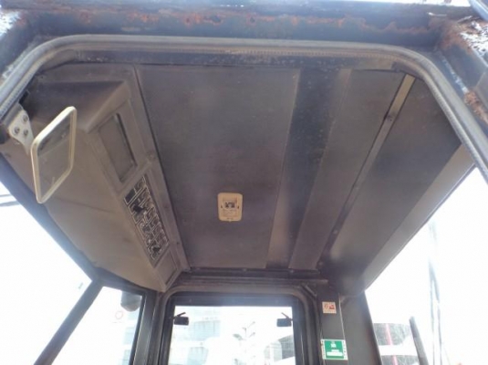 ขายรถตัก ยี่ห้อ TCM รุ่น 835-2