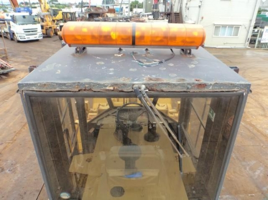 ขายรถตัก ยี่ห้อ TCM รุ่น 835-2