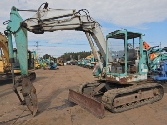 ขายรถขุด ยี่ห้อ KOMATSU รุ่น PC75uu-2